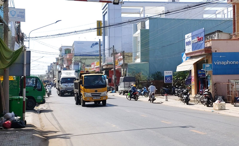 Các tuyến đường chính vào thị trấn đều có lắp đặt camera an ninh.