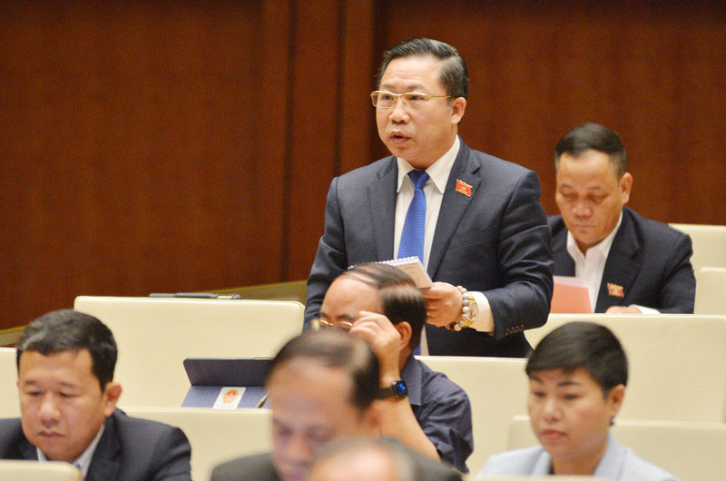 Thảo luận về các báo cáo của Chủ tịch nước, Chính phủ Đại biểu Lưu Bình Nhưỡng phát biểu thảo luận về các báo cáo của Chủ tịch nước, Chính phủ.