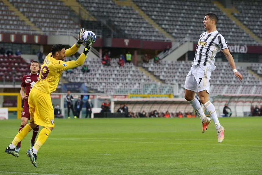 Ronaldo không thể giúp Juventus thắng Torino. Ảnh: Getty