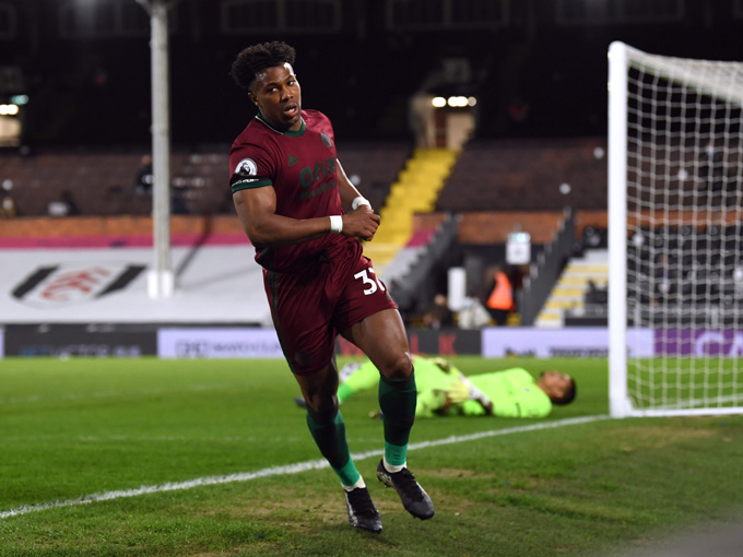 Traore ghi bàn duy nhất của trận đấu Fulham vs Wolves ở phút 90'+2