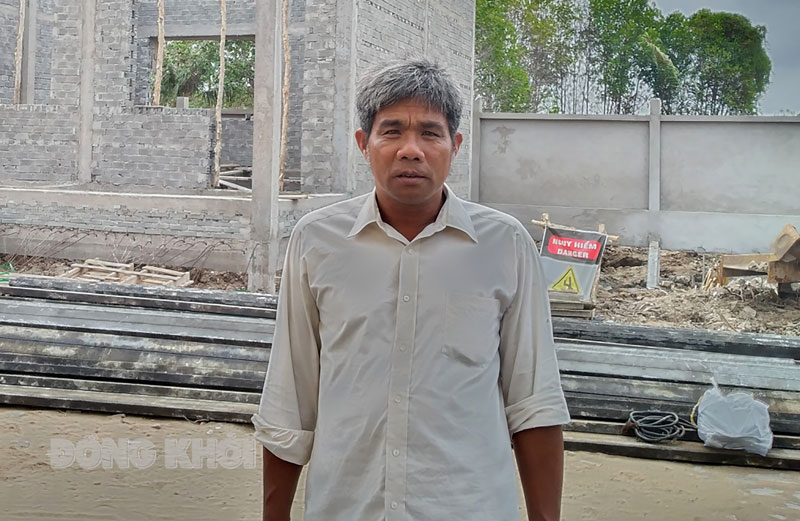 Ông Mười Rồi hiến đất xây trường học Ông Trần Văn Rồi rất nhiệt tình với công tác giáo dục. Ảnh: H. Đức