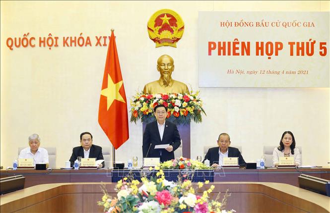 Chủ tịch Quốc hội Vương Đình Huệ chủ trì Phiên họp thứ 5 Hội đồng bầu cử quốc gia Chủ tịch Quốc hội Vương Đình Huệ, Chủ tịch Hội đồng bầu cử quốc gia, phát biểu. Ảnh: Doãn Tấn/TTXVN