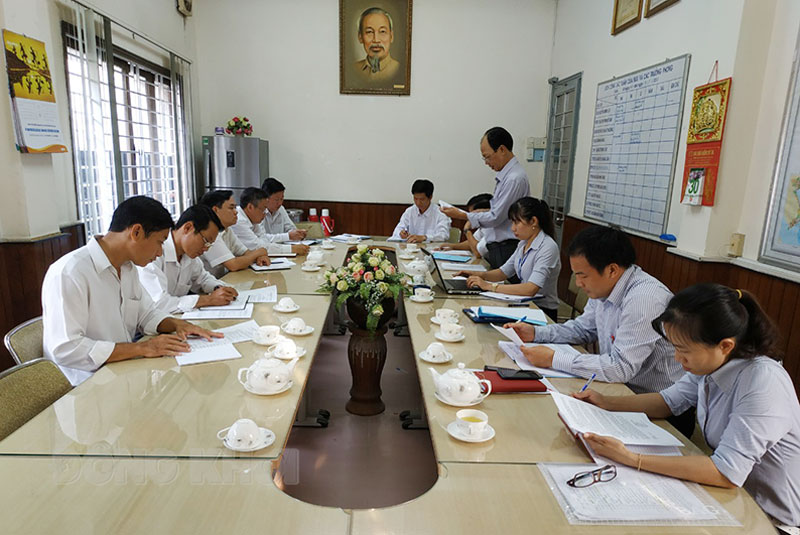 Một số kết quả nổi bật qua 5 năm thực hiện công tác quản lý tiêu chuẩn đo lường chất lượng Kiểm tra hoạt động duy trì áp dụng hệ thống quản lý chất lượng theo tiêu chuẩn ISO 9001 tại cơ quan hành chính nhà nước. Ảnh: Thanh Tân
