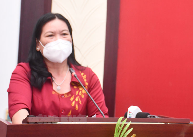 Triển khai Chiến dịch “Thanh niên tình nguyện hè” năm 2021 Phó chủ tịch UBND tỉnh Nguyễn Thị Bé Mười phát biểu tại hội nghị. Ảnh: H.Hiệp