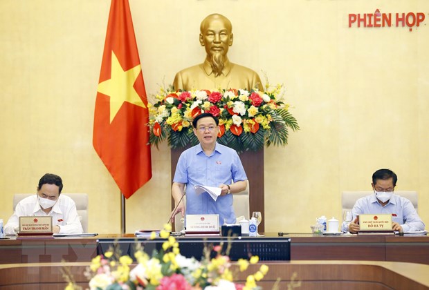 Khai mạc Phiên họp thứ 56 Ủy ban Thường vụ của Quốc hội Chủ tịch Quốc hội Vương Đình Huệ phát biểu khai mạc phiên họp. (Ảnh: Doãn Tấn/TTXVN)