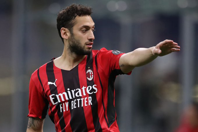 Tin chuyển nhượng 1-6-2021: Minamino gặp Klopp nói chuyện tương lai Calhanoglu sẽ đến Juventus?