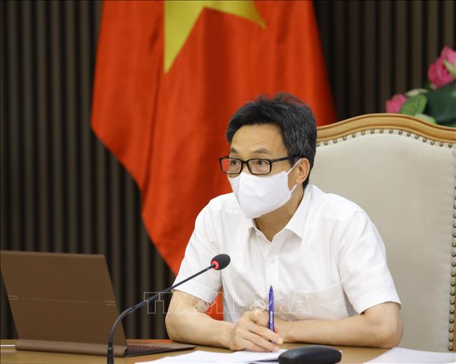 Sớm hoàn thiện quy trình quản lý khép kín người nhập cảnh vào Việt Nam Phó Thủ tướng Vũ Đức Đam, Trưởng Ban Chỉ đạo Quốc gia phòng, chống dịch COVID-19 phát biểu chỉ đạo cuộc họp. Ảnh: Nguyễn Điệp/TTXVN