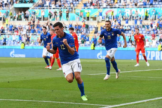 Pessina ghi bàn duy nhất trận Italia vs Wales