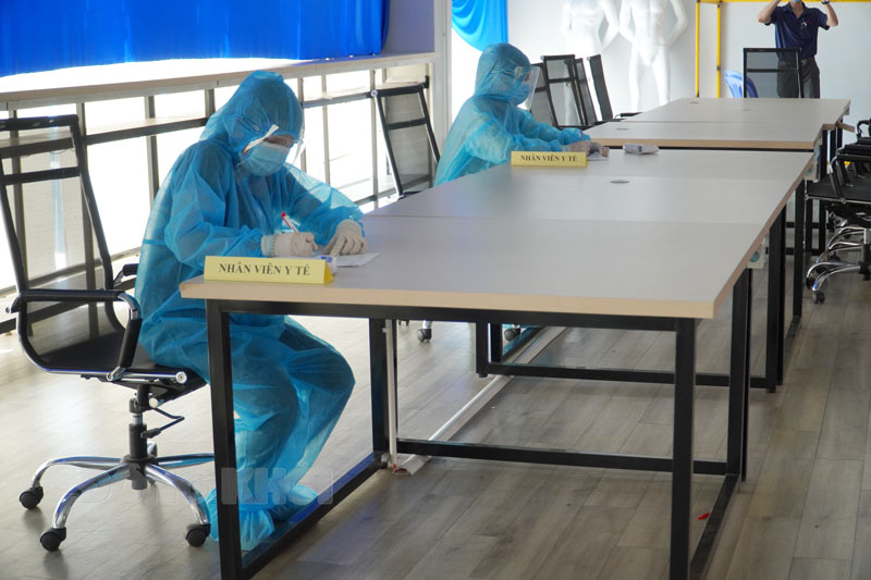 Lực lượng tham gia công tác điều tra truy vết tại Châu Thành.