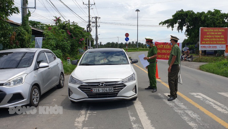 Chốt kiểm dịch tại xã An Ngãi Trung, huyện Ba Tri. Ảnh: CTV.