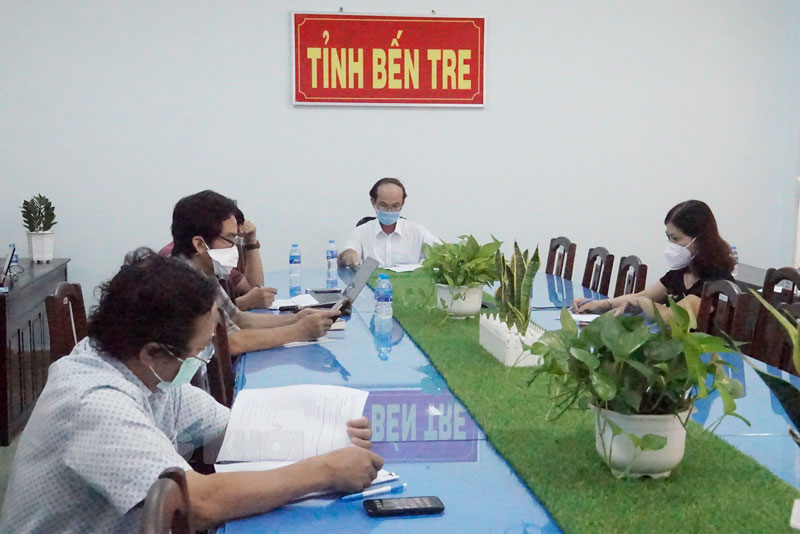 Các đại biểu tham dự tại điểm cầu Sở Y tế Bến Tre.