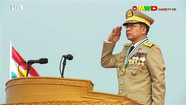 Myanmar lập chính phủ tạm quyền, dự kiến tổng tuyển cử vào cuối 2023 Thống tướng Min Aung Hlaing trong một sự kiện truyền hình trực tiếp, ngày 27-3-2021. Ảnh: AFP/TTXVN