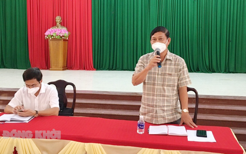 Các ngành, địa phương sơ kết đánh giá kết quả 14 ngày thực hiện Chỉ thị số 16/CT-TTg Bí thư Huyện ủy Võ Văn Phê phát biểu tại hội nghị. Ảnh: Trà Dũng.