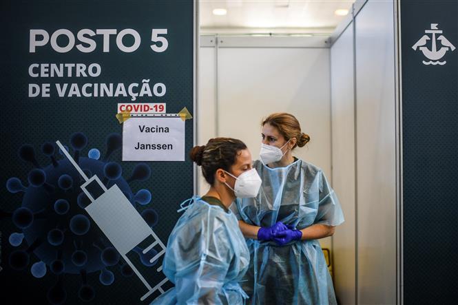 Israel ca nhiễm tăng kỷ lục; Anh ca tử vong mới cao nhất 5 tháng