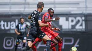Lyon đại bại, Angers chiếm ngôi đầu bảng của PSG
