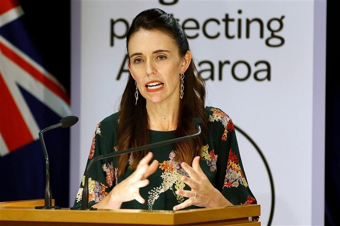 Thủ tướng New Zealand Jacinda Ardern phát biểu trong cuộc họp báo về các biện pháp hạn chế phòng dịch COVID-19, tại Wellington, ngày 5-3-2021. Ảnh: AFP/ TTXVN