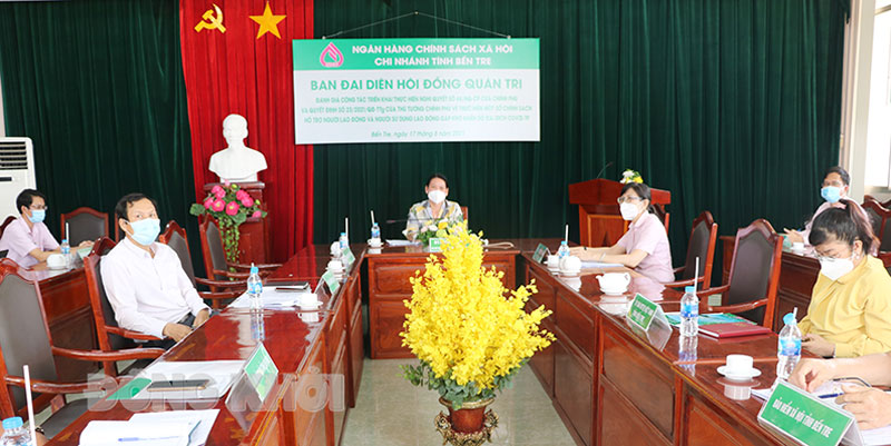 Hội nghị trực tuyến đánh giá kết quả thực hiện Nghị quyết số 68/NQ-CP Quang cảnh tại điểm cầu tỉnh.