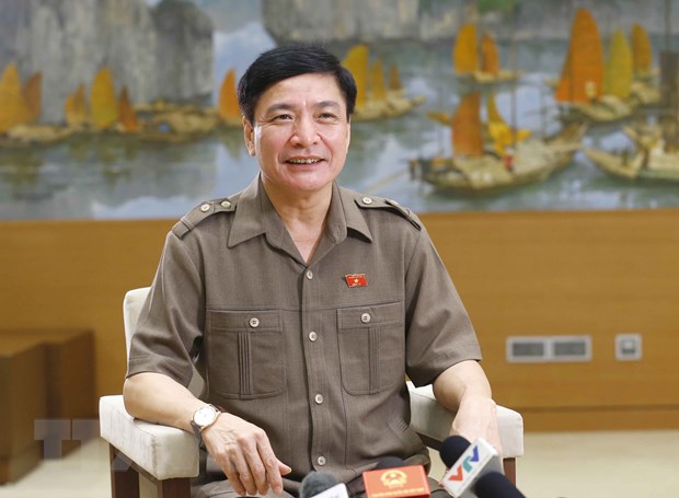 Tổng Thư ký Quốc hội, Chủ nhiệm Văn phòng Quốc hội Bùi Văn Cường trả lời phỏng vấn báo chí. Ảnh: Doãn Tấn/TTXVN