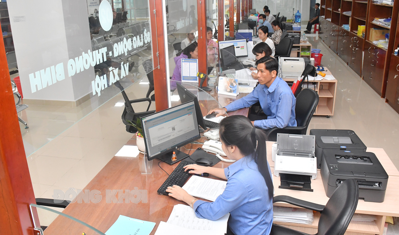 Tiếp tục tạm dừng tiếp nhận hồ sơ trực tiếp tại Trung tâm Phục vụ hành chính công tỉnh Khu vực một cửa Trung tâm Phục vụ hành chính công tỉnh.