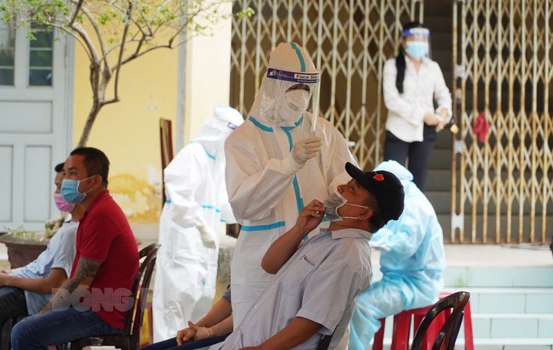 Các địa phương tiếp tục xét nghiệm tầm soát cộng đồng.