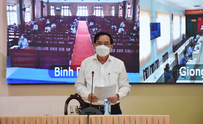 Đề xuất phương án phòng chống dịch Covid-19 từ ngày 10-9-2021 Chủ tịch UBND tỉnh Trần Ngọc Tam lưu ý tăng cường siết chặt vòng ngoài trong thời gian tới.