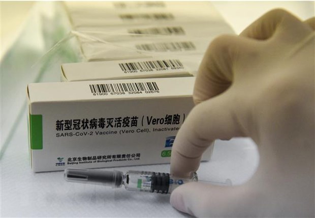 Vaccine ngừa COVID-19 của hãng Sinopharm, Trung Quốc. (Ảnh: AFP/TTXVN)