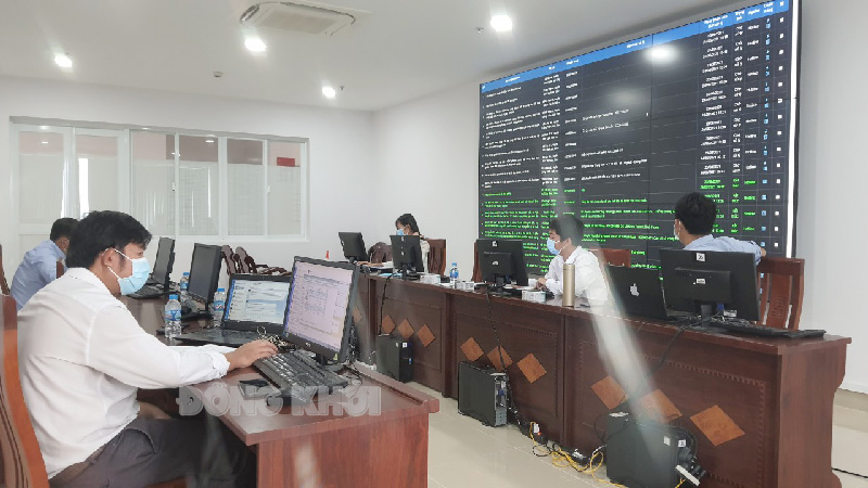 404 cuộc gọi đến đường dây nóng hỗ trợ người dân, doanh nghiệp và tổ chức trong phòng chống dịch Tổng đài tiếp nhận, xử lý phản ánh của người dân đặt tại Trung tâm CNTT và Truyền thông Bến Tre (Ảnh: CTV)