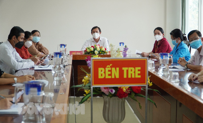 Các đại biểu dự tại điểm cầu Ủy ban MTTQ Việt Nam tỉnh 