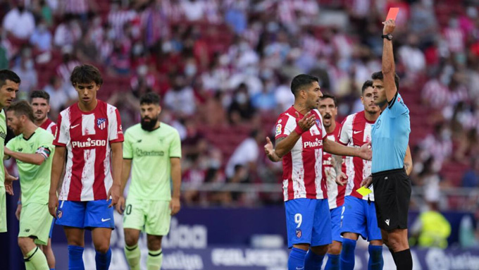 Chiếc thẻ đỏ của Felix là điểm nhấn lớn nhất của trận đấu Atletico vs Bilbao