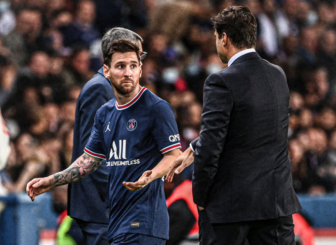 Chỉ Neymar và Mbappe ghi dấu ấn Messi tàng hình trên sân và thể hiện thái độ vùng vằng khi bị thay ra