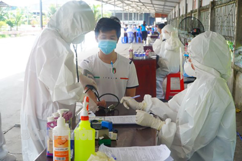 Đến 18 giờ ngày 22-9-2021, tỉnh không có thêm ca mắc Covid-19 Công nhân được ưu tiên tiêm chủng vắc -xin Covid-19 trong đợt 9 và đợt 10.