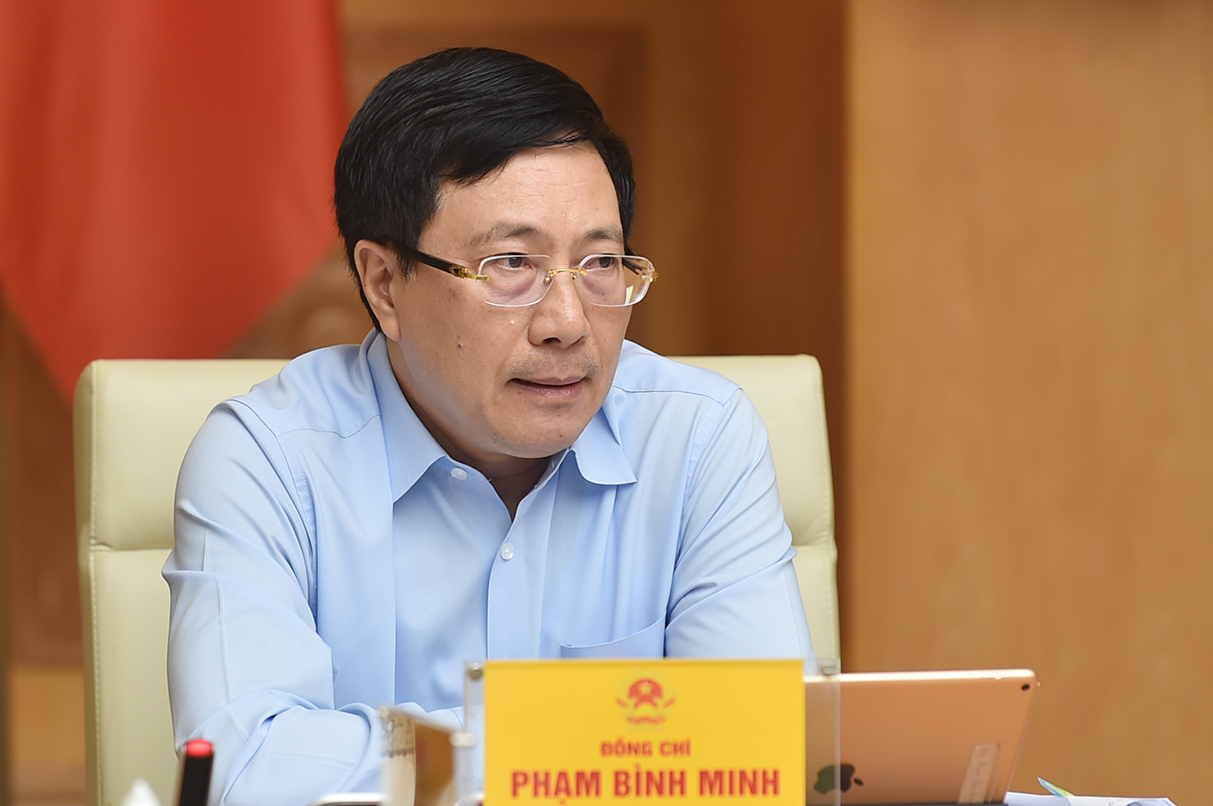Thủ tướng phê bình nghiêm khắc những nơi chậm trễ, đốc thúc giải ngân khoản vốn 250 nghìn tỷ đồng Phó thủ tướng Phạm Bình Minh phát biểu tại Hội nghị. Ảnh: VGP/Nhật Bắc