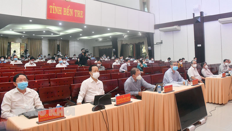 Các đại biểu dự hội nghị. Ảnh: Hữu Hiệp
