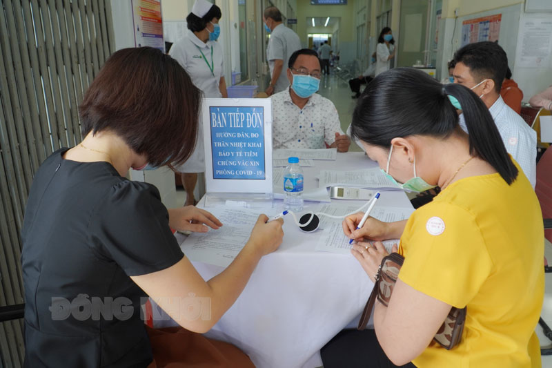  Đối tượng đăng ký tiêm vắc-xin phòng Covid-19.