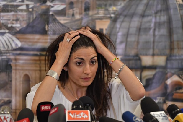 Italy: Bầu cử cấp địa phương và cuộc đua giữa các chính đảng lớn Thị trưởng Rome Virginia Raggi. Nguồn: AFP