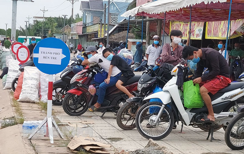 Đến 11 giờ ngày 12-10-2021, tỉnh có 2 ca mắc Covid-19 Công dân ngoài tỉnh về địa phương tại chốt cầu Rạch Miễu.