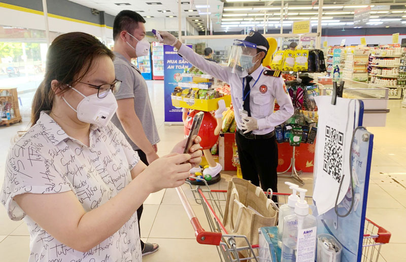 Chính phủ ban hành Quy định tạm thời ‘Thích ứng an toàn, linh hoạt, kiểm soát hiệu quả dịch COVID-19’ Chính phủ xác định chuyển hướng chiến lược phòng, chống dịch sang “thích ứng an toàn, linh hoạt, kiểm soát hiệu quả dịch COVID-19”.