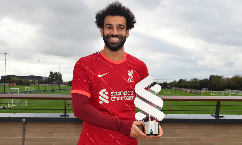 Chuyển nhượng tối 15-10-2021: Mourinho trở lại Ngoại hạng Anh, Real ‘nổ’ 2 bom tấn? Liverpool đang muốn chói chân Salah trước sự dòm ngó của nhiều ông lớn