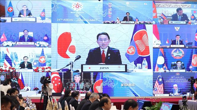 Trưởng đoàn các nước ASEAN và Nhật Bản tham dự theo hình thức trực tuyến. Ảnh: Dương Giang/TTXVN