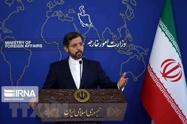 Iran tái khẳng định mục đích hòa bình của chương trình hạt nhân Người phát ngôn Bộ Ngoại giao Iran Saeed Khatibzadeh tại cuộc họp báo ở Tehran, Iran. (Ảnh: IRNA/TTXVN)