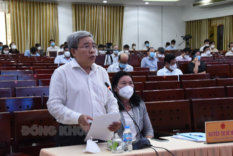 Giám đốc Sở Thông tin và Truyền thông Trịnh Minh Châu phát biểu tại hội nghị.