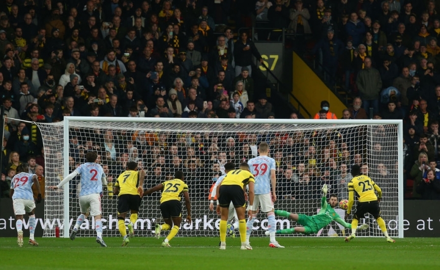 Arsenal thua thảm trên sân Liverpool De Gea cứu thua trên chấm phạt đền