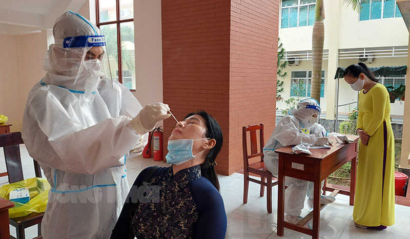 Chiều ngày 20-11-2021, tỉnh có 80 ca mắc Covid-19 Test nhanh tầm soát SARS-CoV-2.