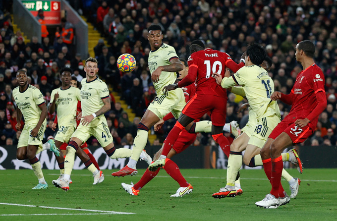 Mane mở tỷ số trận Liverpool vs Arsenal ở phút 39