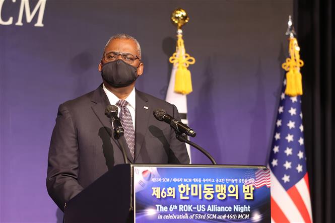 Bộ trưởng Quốc phòng Mỹ Lloyd Austin phát biểu tại Seoul trong chuyến thăm Hàn Quốc, ngày 1-12-2021. Ảnh: YONHAP/TTXVN