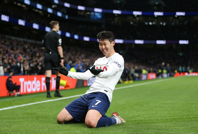 Gà trống áp sát top 4 Son Heung-min ấn định tỷ số 3-0 trận Tottenham vs Norwich ở phút 77