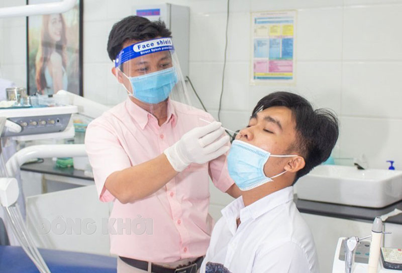 Sáng 8-12-2021, tỉnh có 128 ca mắc Covid-19 Người dân tự chủ tự tầm soát Covid-19.