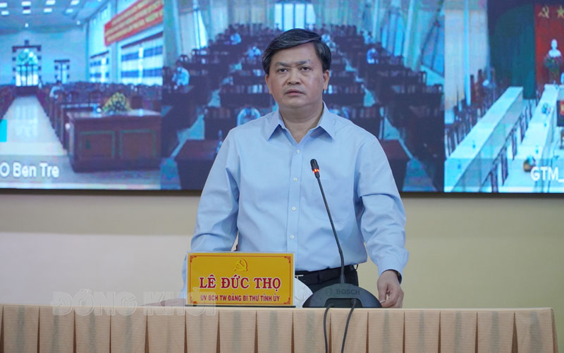 Tiếp tục thực hiện quyết liệt, mạnh mẽ các biện pháp phòng chống dịch Covid-19 Ủy viên Trung ương Đảng - Bí thư Tỉnh ủy Lê Đức Thọ phát biểu tại biểu làm việc.