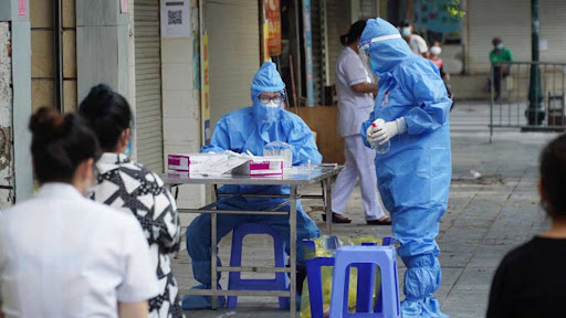 Chỉ đạo, điều hành của Chính phủ, Thủ tướng Chính phủ nổi bật tuần từ 6 – 10-12-2021 Thủ tướng Chính phủ yêu cầu tập trung ưu tiên cho phòng, chống dịch COVID-19, không được lơ là, chủ quan, nhất là trong bối cảnh xuất hiện biến thể mới.