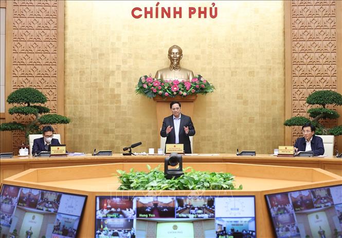 Linh hoạt các biện pháp kiểm soát hiệu quả dịch COVID-19 và phục hồi, phát triển kinh tế Thủ tướng Phạm Minh Chính kết luận cuộc họp trực tuyến với 63 tỉnh, thành phố để bàn các nhiệm vụ, giải pháp phòng, chống dịch hiệu quả, tiếp tục phục hồi, phát triển kinh tế - xã hội. Ảnh: Dương Giang/TTXVN